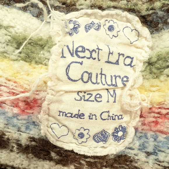 Vtg Next Era Couture V Neck Hoodie Sweater Cream Hearts Aztec Design Pocket M - Picture 3 of 3